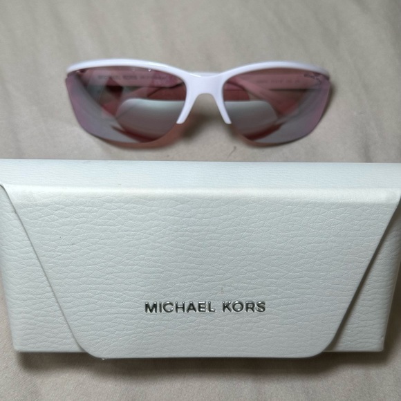 Playa Michael Kors sunglasses - Picture 2 of 8